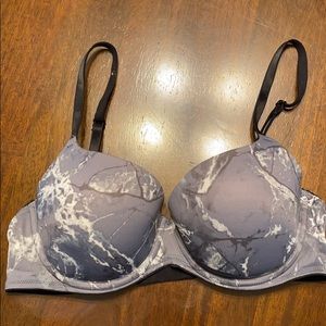 VS Victoria’s Secret PINK bra 34C